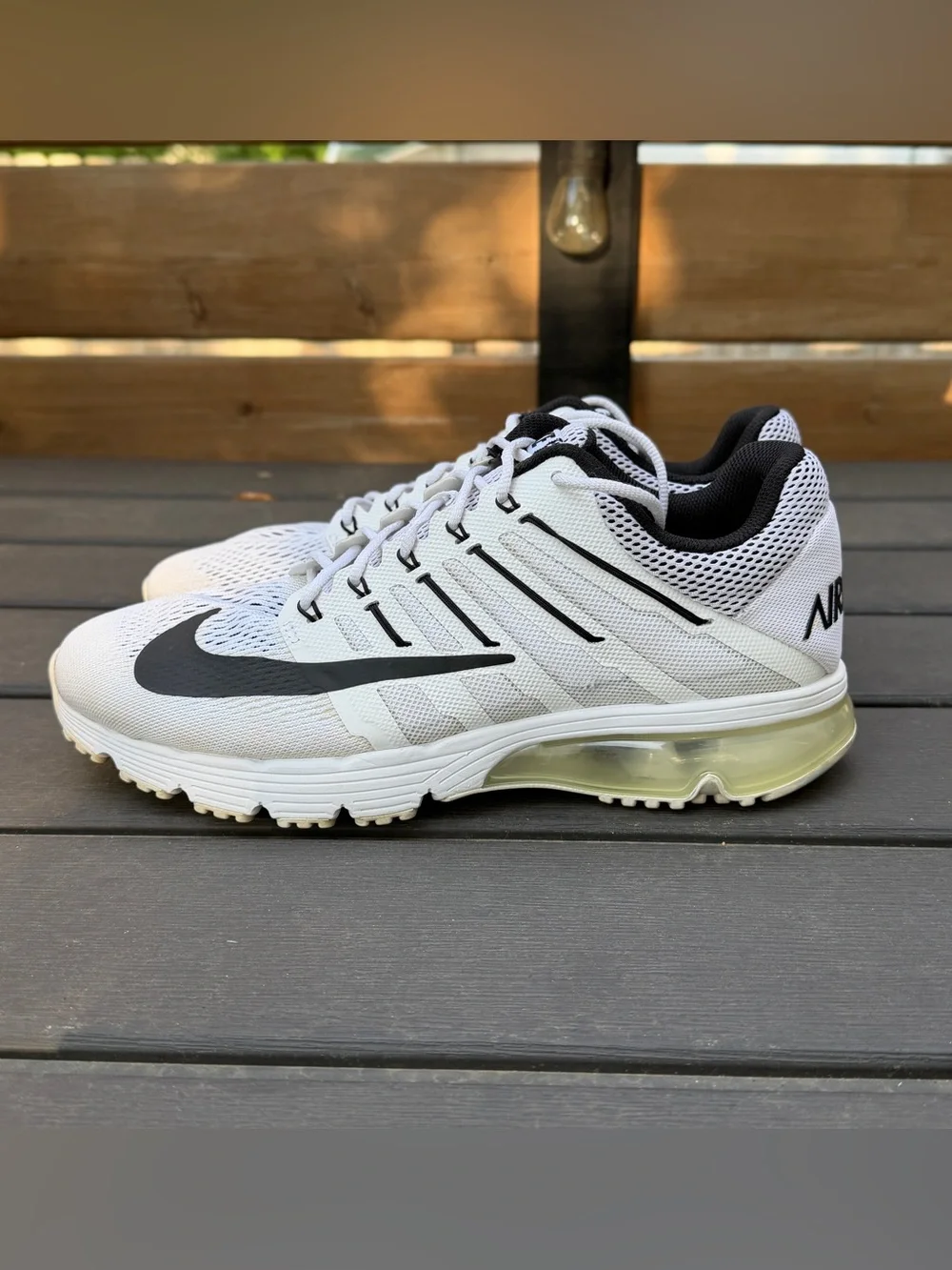 Nike Air Max Excellerate 4 Men’s Size 11 White Black Basketball Shoes, 2015